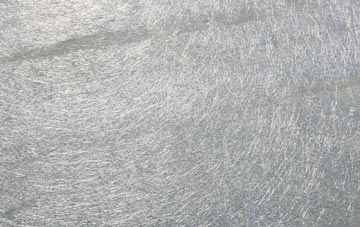 Scuggate laminate fibreglass or shingles?